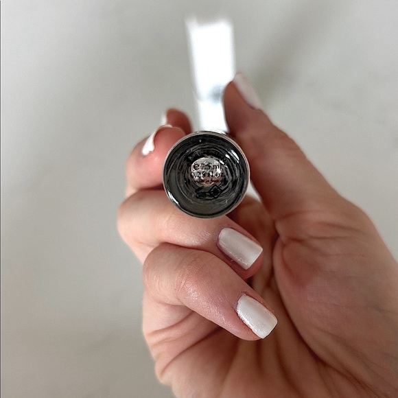 Diptyque Fleur de Peau Travel Size - Picture 4 of 5